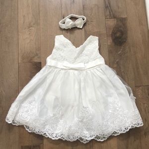 Children White Lace Dress (24 months) -flowergirl